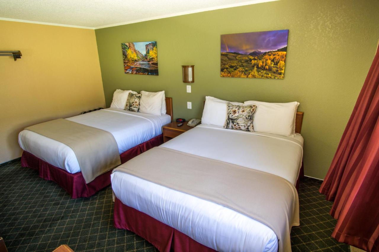 Hotel Red River - Rifle 2*